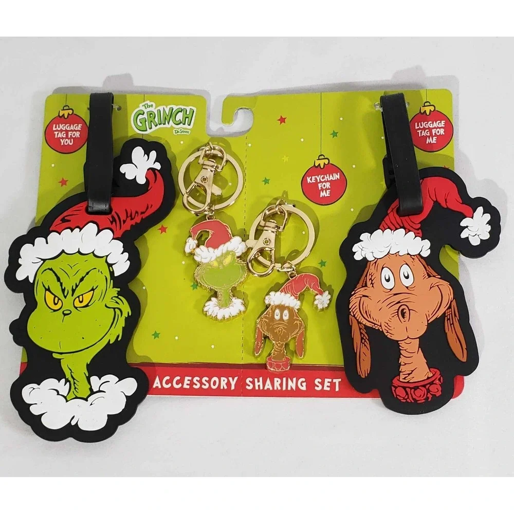 The Grinch & Max Christmas Luggage Tags & Metal Keychains Accessory Sharing Set